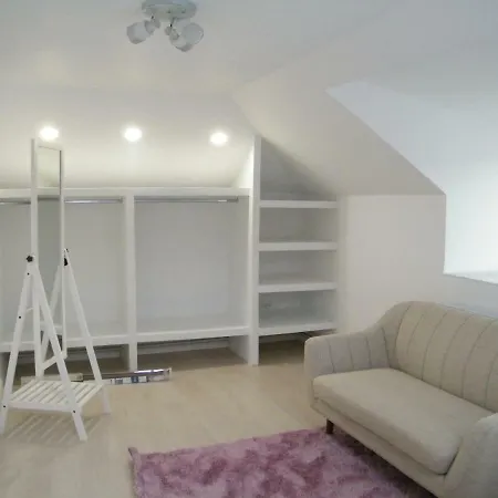 Case de vacanță Iarca Bucureşti